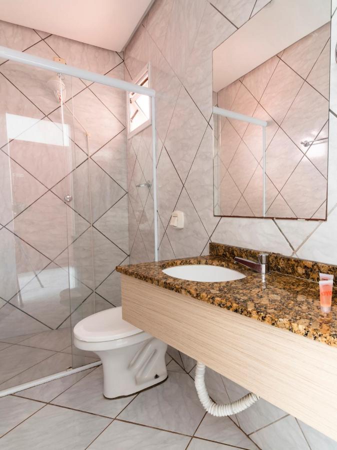 Oyo Portal Torres Hotel Passo de Torres Ngoại thất bức ảnh